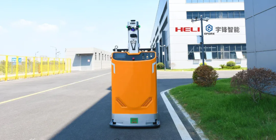 宇峰小巨人 (3).png 宇峰小巨人 (3).png